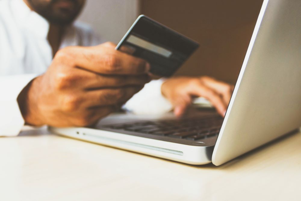 ecommerce platforms for customers to make payments